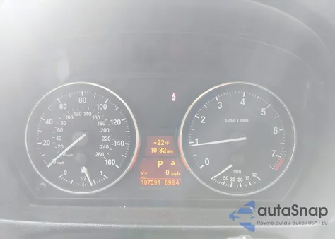 2009 BMW 328I xDrive z USA, uszkodzony, nr VIN WBAUU33579A540108